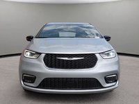 2024 Chrysler Pacifica TOURING IN SILVER MIST EQUIPPED WITH A 3.6L V6 , FWD , 9SPD AUTO , HEATED SEATS + SW , REMOTE START , BSM/RCPD , ADV CRUISE W/LK-1