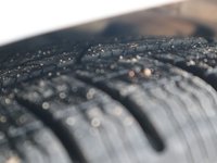 2016 Ford Focus RS IN WHITE EQUIPPED WITH A 350HP 2.3L TURBO I4 , AWD , 6SPD MANUAL , SPORT RIMS , HEATED RECARO BUCKET SEATS , SPORT EXHAUST ,-5