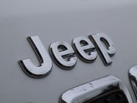 2022 Jeep Cherokee LIMITED IN BRIGHT WHITE EQUIPPED WITH A 2.0L TURBO I4 , 4X4 , 9SPD AUTO , BACKUP CAM , BSM/RCPD , ADV CRUISE W/LKA , PWR FRONT S-2