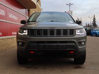 2019 Jeep Compass TRAILHAWK IN STING GREY EQUIPPED WITH A 2.4L I4 , 9SPD AUTO , 4X4 , 8.4INCH W/NAV , BEATS AUDIO , PWR LIFTGATE , PANO SUNROOF ,-1