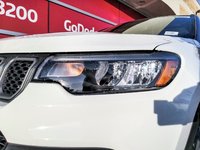 2024 Jeep Compass TRAILHAWK IN BRIGHT WHITE EQUIPPED WITH A 2.0L TURBO I4 , 4X4 , 8SPD AUTO , SUN SOUND & NAV , DRIVER ASSIST GROUP I , 10.1INCH W-6