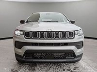 2025 Jeep Compass SPORT IN SILVER METALLIC EQUIPPED WITH A 2.0L TURBO I4 , 4X4 , 8SPD AUTO , TERRAIN MGMT , FCW , ACTIVE LANE MGMT , BACKUP CAM ,-1