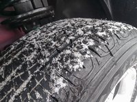 2025 Jeep Compass SPORT IN RED HOT PEARL EQUIPPED WITH A 2.0L TURBO I4 , 4X4 , 8SPD AUTO , TERRAIN MGMT , FCW , ACTIVE LANE MGMT , BACKUP CAM , AU-6