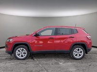 2025 Jeep Compass SPORT IN RED HOT PEARL EQUIPPED WITH A 2.0L TURBO I4 , 4X4 , 8SPD AUTO , TERRAIN MGMT , FCW , ACTIVE LANE MGMT , BACKUP CAM , AU-2