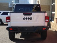 2023 Jeep Gladiator SPORT S IN BRIGHT WHITE EQUIPPED WITH A 3.6L V6 , 4X4 , 6SPD MANUAL , 17INCH RIMS , HARDTOP , COLD WEATHER GROUP , CONVENIENCE G-7