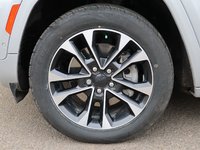 2022 Jeep Grand Cherokee L OVERLAND IN SILVER ZYNITH EQUIPPED WITH A 5.7L HEMI V8 , 4X4 , 8SPD TF AUTO , 10.1INCH W/NAV , 19 SPEAKER MCINTOSH AUDIO , LUXUR-4