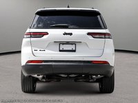 2024 Jeep Grand Cherokee L ALTITUDE IN BRIGHT WHITE EQUIPPED WITH A 3.6L V6 , 4X4 , 8SPD TF AUTO , SUNROOF , 20INCH RIMS , POWER LIFTGATE , WIRELESS CHARGI-4