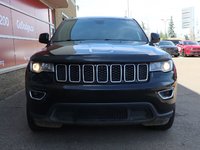 2020 Jeep Grand Cherokee LAREDO IN DIAMOND BLACK EQUIPPED WITH A 3.6L V6 , 4X4 , 8SPD TF AUTO , BACKUP CAM , BSM/RCPD , PARK SENSE REAR , KEYLESS ENTRY W-1