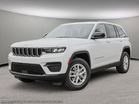 2024 Jeep Grand Cherokee LAREDO IN BRIGHT WHITE EQUIPPED WITH A 3.6L V6 , 4X4 , 8SPD TF AUTO , 18INCH RIMS , ADV CRUISE , ACTIVE LANE MGMT , BSM/RCPD , B-0