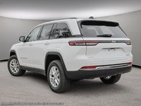 2024 Jeep Grand Cherokee LAREDO IN BRIGHT WHITE EQUIPPED WITH A 3.6L V6 , 4X4 , 8SPD TF AUTO , 18INCH RIMS , HEATED SEATS + SW , DIGITAL DASH , ADV CRUIS-3