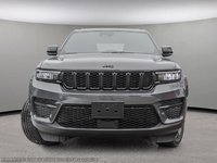 2024 Jeep Grand Cherokee ALTITUDE IN BALTIC GREY EQUIPPED WITH A 3.6L V6 , 8SPD TF AUTO , 4X4 , SUNROOF , MOPAR FINISHING PCKG , 20INCH RIMS , REMOTE STA-1