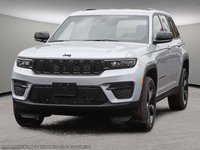 2024 Jeep Grand Cherokee ALTITUDE IN SILVER ZYNITH EQUIPPED WITH A 3.6L V6 , 4X4 , 8SPD TF AUTO , SUNROOF , MOPAR FINISHING PCKG , LEATHERETTE HEATED SEA-0