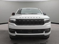 2024 Jeep Wagoneer L SERIES II CARBIDE IN BRIGHT WHITE EQUIPPED WITH A 3.0L TWIN TURBO I6 , 4X4 , 8SPD AUTO , 22INVH RIMS , FLEX SEATING GROUP , THRE-1