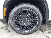 2024 Jeep Wagoneer L SERIES II CARBIDE IN BRIGHT WHITE EQUIPPED WITH A 3.0L TWIN TURBO I6 , 4X4 , 8SPD AUTO , 22INVH RIMS , FLEX SEATING GROUP , THRE-5