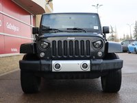 2015 Jeep Wrangler Unlimited UNLIMITED SAHARA IN BLACK EQUIPPED WITH A 3.6L V6 , 4X4 , AUTO TRANSMISSION , 18INCH RIMS , REMOTE START , NAV , HEATED FRONT SE-1