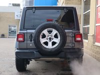 2019 Jeep Wrangler Unlimited SPORT IN GRANITE METALLIC EQUIPPED WITH A 2.0L TURBO I4 W/ETORQUE , 4X4 , 8SPD AUTO , 17INCH RIMS , ANTI SLIP DIFF REAR , COLD W-7