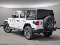 2024 Jeep Wrangler SAHARA IN BRIGHT WHITE EQUIPPED WITH A 3.6L V6 , 4X4 , 8SPD TF AUTO , 18INCH RIMS , SIDE STEPS , HARDTOP , SAFETY GROUP , MCKINL-3