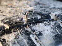 2020 Ram 1500 SPORT IN BILLET METALLIC EQUIPPED WITH A 5.7L HEMI V8 , 4X4 , 8SPD AUTO , 22INCH RIMS , SPORT HOOD , PWR RUNNING BOARDS , 125L T-5