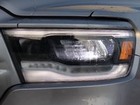 2020 Ram 1500 SPORT IN BILLET METALLIC EQUIPPED WITH A 5.7L HEMI V8 , 4X4 , 8SPD AUTO , 22INCH RIMS , SPORT HOOD , PWR RUNNING BOARDS , 125L T-3