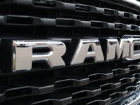 2023 Ram 1500 BIG HORN IN BRIGHT WHITE EQUIPPED WITH A 5.7L HEMI V8 W/ETORQUE , 4X4 , 8SPD AUTO , BIG HORN LVL 1 , BACKUP CAM , PUSH START , B-2