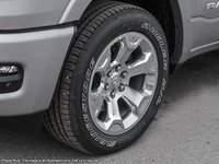 2025 Ram 1500 BIG HORN SPORT IN BILLET SILVER EQUIPPED WITH A 3.0L TWIN TURBO I6 , 4X4 , 8SPD AUTO , TRAILER BRAKE CONTROL , 20INCH RIMS , SPO-7