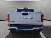 2025 Ram 1500 BIG HORN IN BRIGHT WHITE EQUIPPED WITH A 3.6L V6 W/ETORQUE , 4X4 , 8SPD AUTO , TRAILER BRAKE CONTROL , 3.55 REAR AXLE RATIO , PR-4