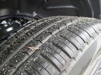 2025 Ram 1500 SPORT IN BRIGHT WHITE EQUIPPED WITH A 3.0L TWIN TURBO HURRICANE I6 , 4X4 , 8SPD AUTO , SPORT HOOD , PANORAMIC SUNROOF , 22INCH A-6