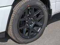 2025 Ram 1500 SPORT NIGHT EDITION IN BRIGHT WHITE EQUIPPED WITH A 3.0L TWIN TURBO I6 , 4X4 , 8SPD AUTO , SPORT LVL 1 , PANORAMIC SUNROOF , DUA-7