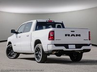 2025 Ram 1500 SPORT NIGHT EDITION IN BRIGHT WHITE EQUIPPED WITH A 3.0L TWIN TURBO I6 , 4X4 , 8SPD AUTO , SPORT LVL 1 , PANORAMIC SUNROOF , DUA-3