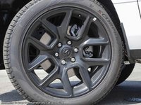 2025 Ram 1500 SPORT NIGHT EDITION IN BRIGHT WHITE EQUIPPED WITH A 3.0L TWIN TURBO I6 , 4X4 , 8SPD AUTO , PANO SUNROOF , SPORT HOOD , SPORT LVL-7