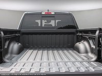 2025 Ram 1500 SPORT IN DIAMOND BLACK EQUIPPED WITH A 3.0L TWIN TURBO I6 , 4X4 , 8SPD AUTO , 22INCH RIMS , PWR RUNNING BOARDS , SPORT HOOD , PA-5