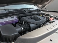 2025 Ram 1500 SPORT IN BILLET SILVER EQUIPPED WITH A 3.0L TWIN TURBO I6 , 4X4 , 8SPD AUTO , SPORT HOOD , PANORAMIC SUNROOF , BACKUP CAM , HEAT-5