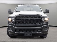 2024 Ram 2500 TRADESMAN IN BRIGHT WHITE EQUIPPED WITH A 6.4L HEMI V8 , 4X4 , 8SPD AUTO , 8.4INCH TOUCHSCREEN , APPLE CARPLAY/ANDROID AUTO , TR-1
