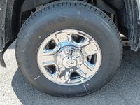 2024 Ram 2500 BIG HORN IN BRIGHT WHITE EQUIPPED WITH A 6.4L HEMI V8 , 4X4 , 8SPD AUTO , PROTECTION GROUP , PUSH START , HD SHOCKS , CLASS V HI-5