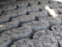 2022 Ram 3500 LONGHORN IN PEARL WHITE EQUIPPED WITH A 6.7L CUMMINS TURBO DIESEL , 4X4 , 6SPD AISIN HD AUTO , ADAPTIVE STEERING , REAR AUTO LVL-5