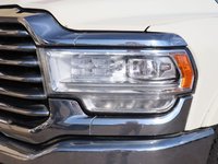 2022 Ram 3500 LONGHORN IN PEARL WHITE EQUIPPED WITH A 6.7L CUMMINS TURBO DIESEL , 4X4 , 6SPD AISIN HD AUTO , ADAPTIVE STEERING , REAR AUTO LVL-3