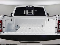 2024 Ram 3500 LARAMIE NIGHT EDITION IN BRIGHT WHITE EQUIPPED WITH A 6.7L CUMMINS HO TURBO DIESEL I6 , 4X4 , 6SPD AISIN HD AUTO , LARAMIE LVL B-6