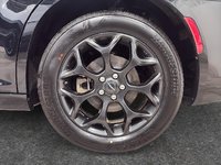 2022 Chrysler 300 Touring L AWD-6