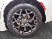 Chrysler 300 Touring L 2023-6