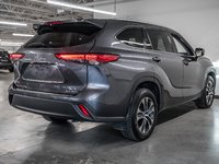 2022 Toyota Highlander XLE-7