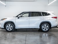 Toyota Highlander LE 2023-4