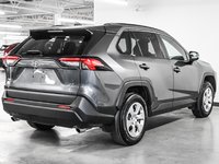 Toyota RAV4 LE 2021-5