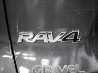 Toyota RAV4 XLE 2022-7