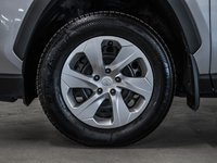 Toyota RAV4 LE 2023-3