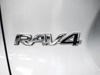 Toyota RAV4 LE 2023-6