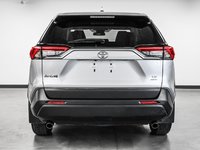 Toyota RAV4 LE 2023-4