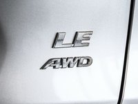 Toyota RAV4 LE 2024-7