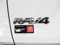 Toyota RAV4 LE 2024-6