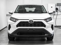 Toyota RAV4 LE 2024-1