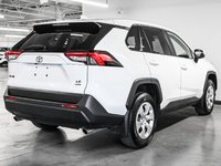 Toyota RAV4 LE 2024-5